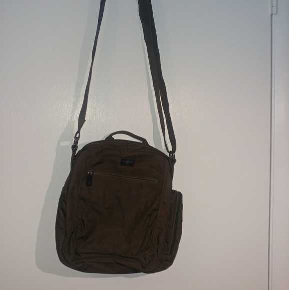 eagle creek crossbody bag